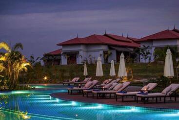 هتل The Lake Garden Nay Pyi Taw Mgallery Collection
