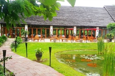 هتل Villa Inle Boutique Resort