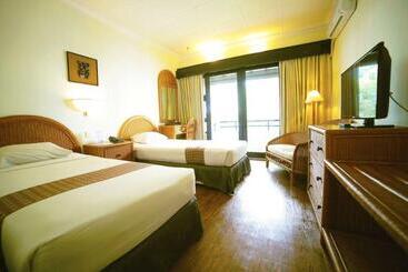 él Hotel Kartika Wijaya Batu