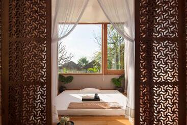 Novotel Inle Lake Myat Min