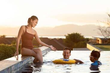 Novotel Inle Lake Myat Min