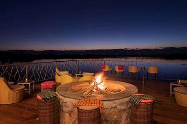 Novotel Inle Lake Myat Min