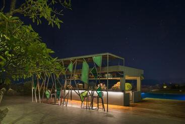 Novotel Inle Lake Myat Min
