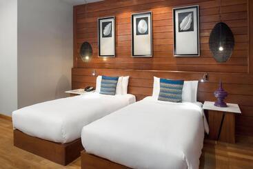 Novotel Inle Lake Myat Min