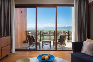 Novotel Inle Lake Myat Min