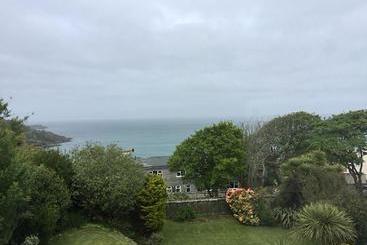 פנסיון Borthalan House