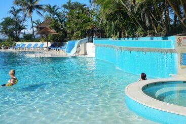 Royal Palm Resort On The Beach