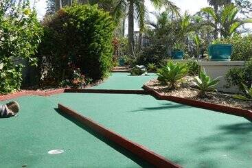 Royal Palm Resort On The Beach