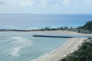 Royal Palm Resort On The Beach