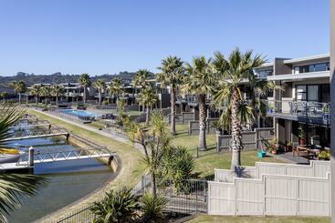 Sovereign Pier On The Waterways
