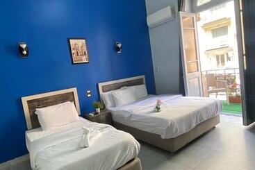 The Australian Hostel