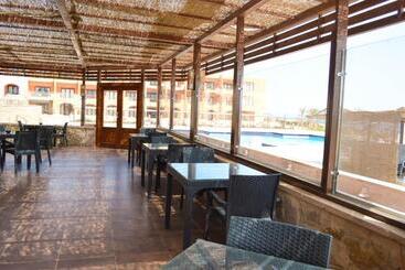 Viva Blue Resort And Diving Sharm El Naga