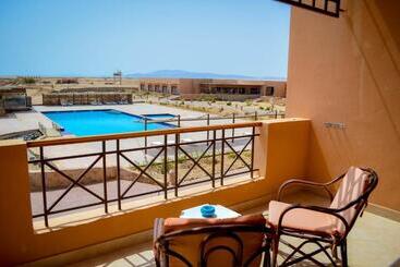 Viva Blue Resort And Diving Sharm El Naga