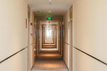 هتل City Comfort Inn Weifang Fuhua Amusement Park Information College