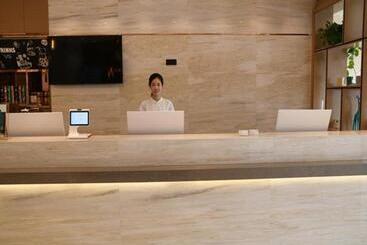 هتل City Comfort Inn Weifang Fuhua Amusement Park Information College