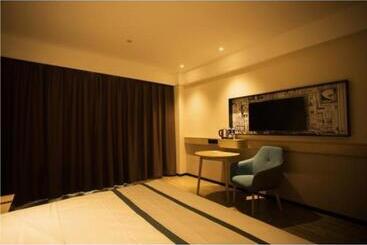 هتل City Comfort Inn Wuhu City Xingyue Square
