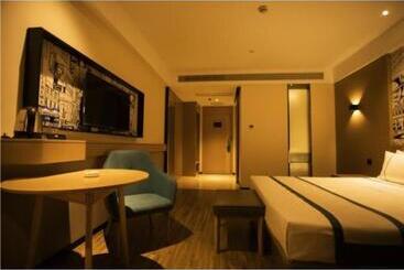 هتل City Comfort Inn Wuhu City Xingyue Square