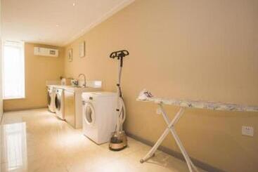هتل City Comfort Inn Zhanjiang South Railway Station