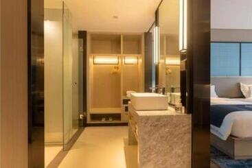 Echarm Hotel Aegean Shopping Park Zhonghuan Plaza