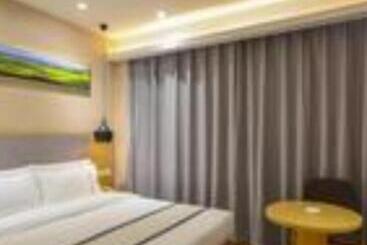 هتل City Comfort Inn Jingzhou Hongxing Road Food Street