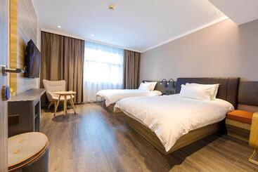 هتل Hanting Premium  Shanghai Hongqiao Railway Station