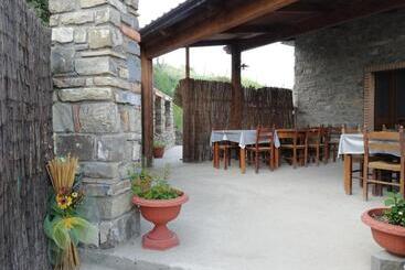 هتل Agriturismo Masseria Tufaro