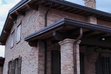 هاستل Affittacamere Maranello Locanda Moca