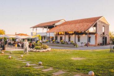 تختخواب و صبحانه Azienda Agricola La Macina
