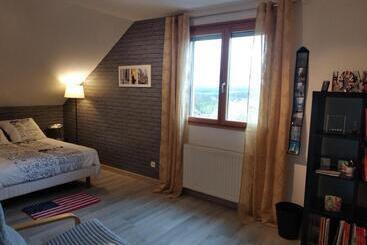 مبيت وإفطار Chambre De L Orée Du Bois