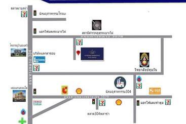 هتل Roomquest Rojana Industrial Estate Area