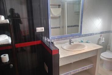 پانسیون Habitaciones Martín
