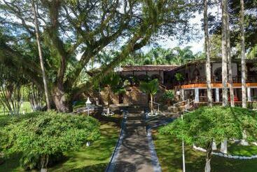 هتل Casa Campestre El Danubio