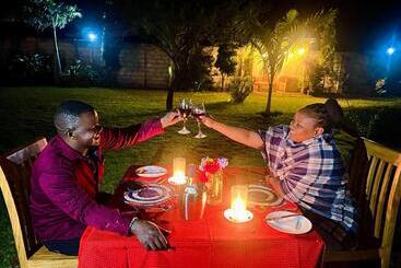 هتل Heart Of Africa Lodge