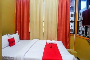 هتل Reddoorz Syariah Near Exit Toll Ngemplak Solo