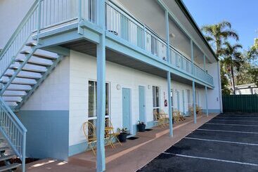 Central Point Motel