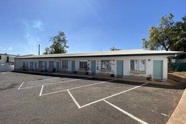Central Point Motel
