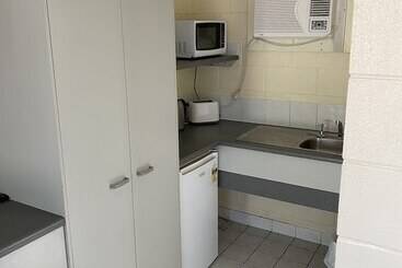 Central Point Motel