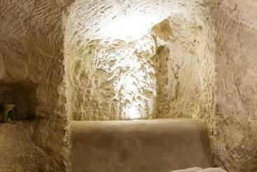 هتل Borgo Pignano Tuscany