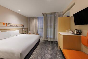 Brady Hotels Central Melbourne