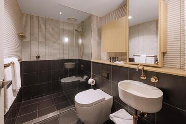 Brady Hotels Central Melbourne