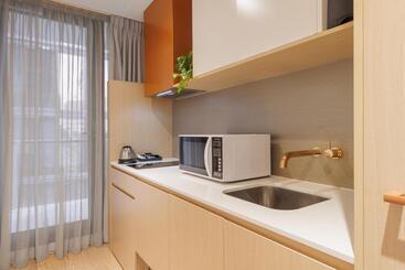 Brady Hotels Central Melbourne
