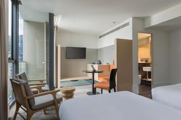 Brady Hotels Central Melbourne