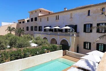 هتل Faustino Gran Relais & Chateaux