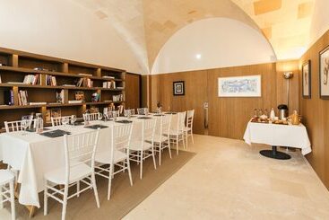 هتل Faustino Gran Relais & Chateaux