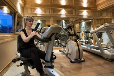 هتل Cgh Residences & Spas Les Chalets D Angele