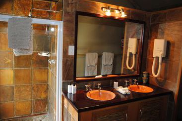 酒店 Chapungu Luxury Tented Camp