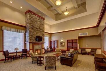 Clarion Hotel & Suites
