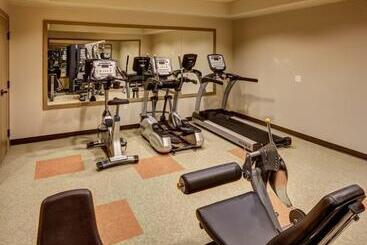 Clarion Hotel & Suites
