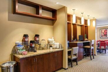 هتل Comfort Suites Carlsbad
