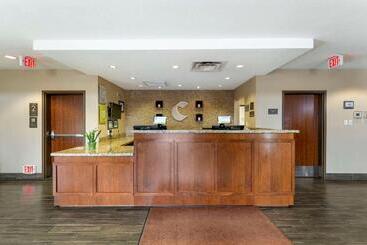 هتل Comfort Suites Carlsbad